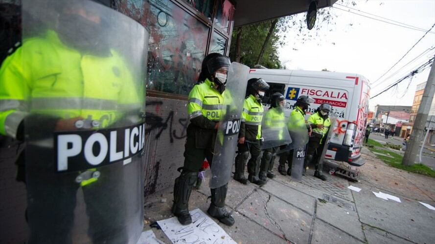 Trece personas han fallecido durante las protestas en Bogotá. Foto: Getty Images / SEBASTIÁN BARROS