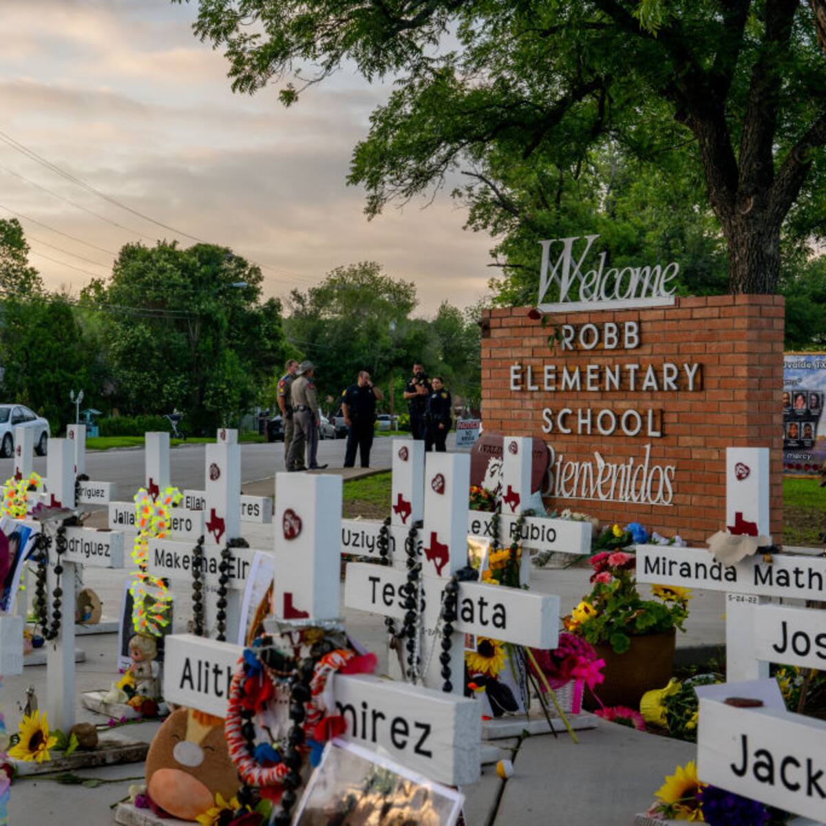 Es una de las lecciones más dolorosas que he tenido: abuelo de víctima de tiroteo en Texas