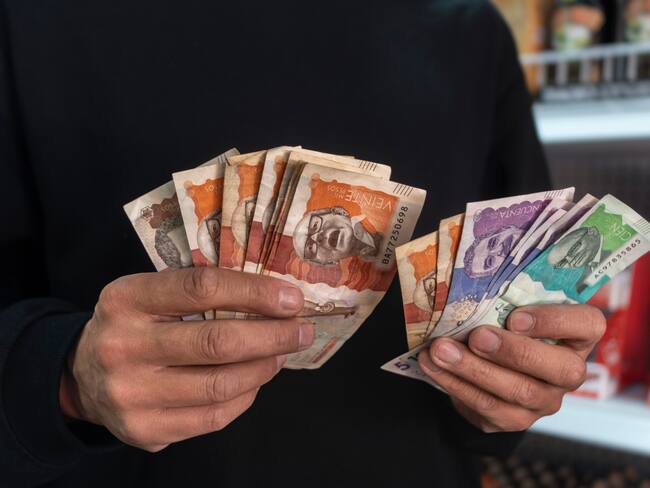 Imagen de referencia de dinero. Foto: Getty Images / Nelson Hernández Chitiva