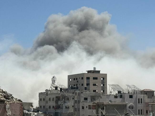 Bombardeo Israelí. Foto: EFE/EPA/ABIR SULTAN