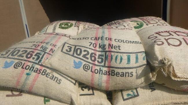 Excombatientes de las Farc exportan café orgánico desde Santa Marta. Foto: Cortesía Puerto de Santa Marta.