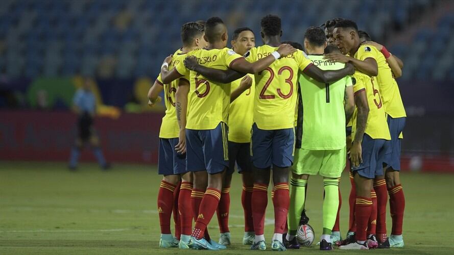 Jugadores de la Selección Colombia previo al partido ante Venezuela por Copa América . Foto: Pedro Vilela/Getty Images