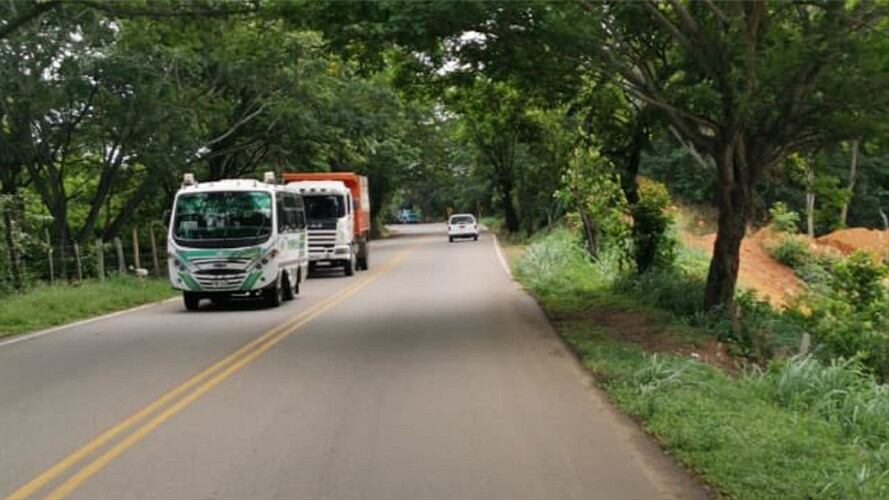 Manifestantes levantan bloqueos en la vía que comunica a Cúcuta con El Zulia. Foto:
