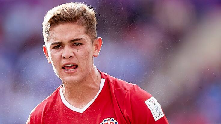 “Debe continuar” Brandon Aguilera sobre Luis Fernando Suárez en la Selección ‘Tica’