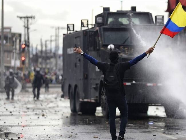 Gobierno convoca a mesa de diálogo con manifestantes en Cali