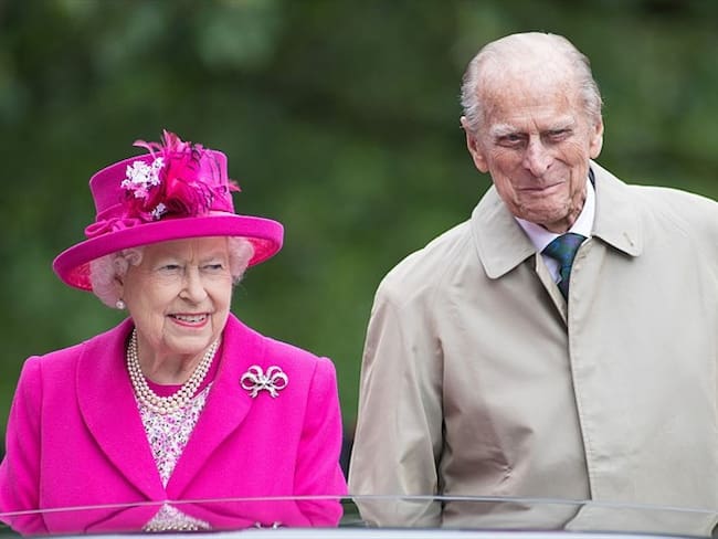 El deceso, a dos meses de cumplir los 100 años, del príncipe Felipe dejó un &quot;gran vacío&quot; en la vida de la que era esposa desde hacía 73 años, la reina Isabel II. Foto: Getty Images / JEFF SPICER