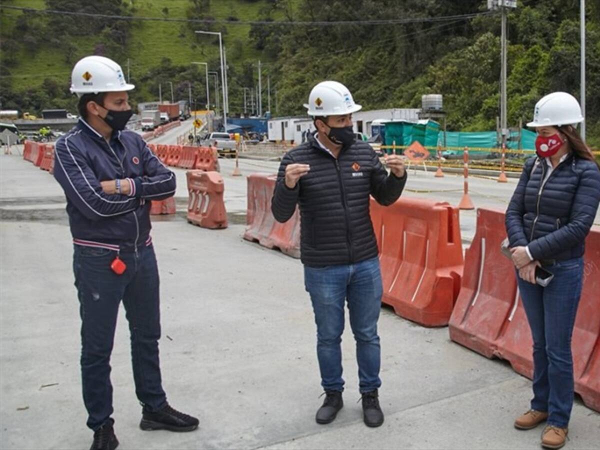 Gremios del transporte y Gobierno realizaron primera visita conjunta al Túnel de La Línea