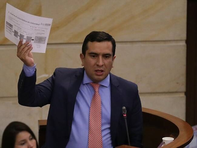 Edward Rodríguez aseguró que se logró probar que Leonidas Bustos era la cabeza de una red criminal. Foto: Colprensa