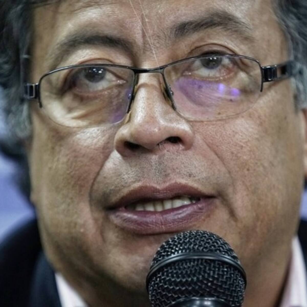 Fiscalía abre investigación por supuestas amenazas a Gustavo Petro