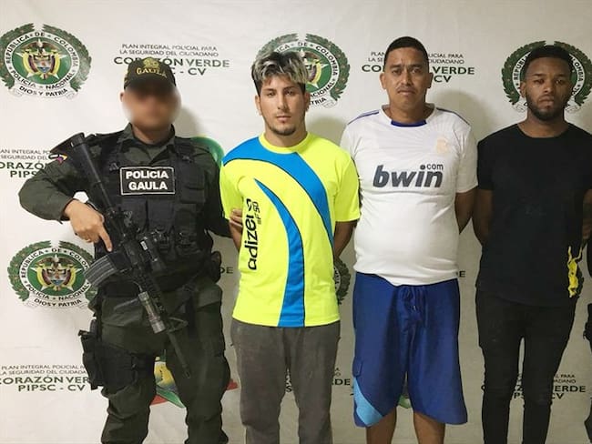 Los ciudadanos venezolanos capturados son: Franyerson José González Villareal, Ely Saul Ortega Rodríguez y Fernando José Sánchez Ariza. Foto: Policía Metropolitana de Cartagena.