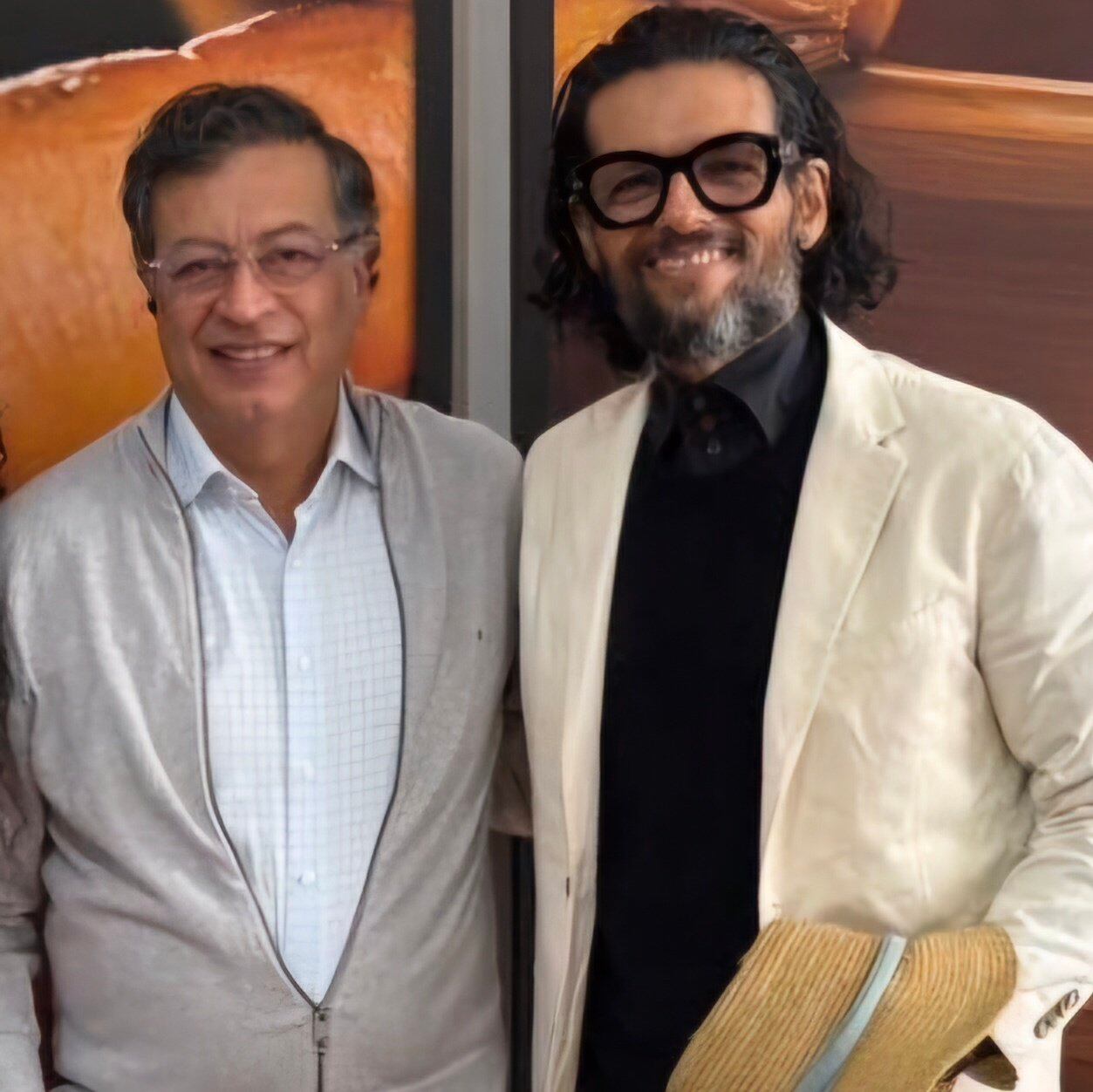 Gustavo Petro y Draco Rosa. Foto: Twitter Gustavo Petro.