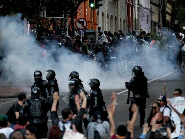 Desórdenes durante corrida de toros en Bogotá. Foto: Agencia EFE