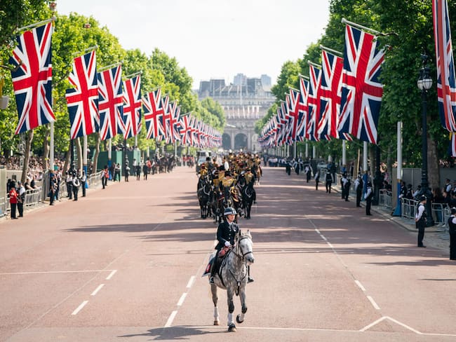La reina Isabel II inaugura los festejos del Jubileo de Platino por sus 70 años en el trono