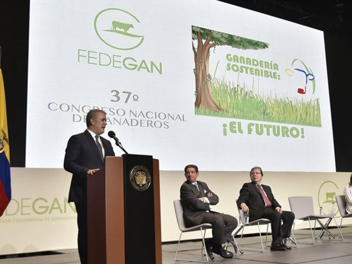 “Conversar no es llegar con el reclamo unilateral”: Duque