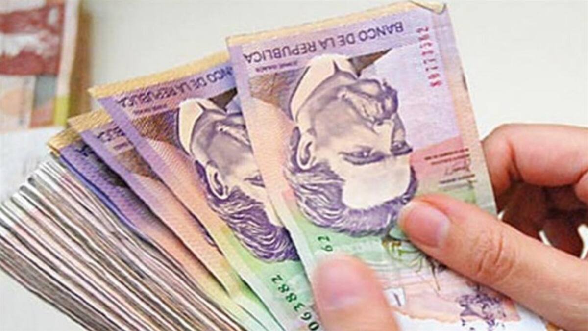 Salario mínimo 2022: codirectores del Banco de la República criticaron alza