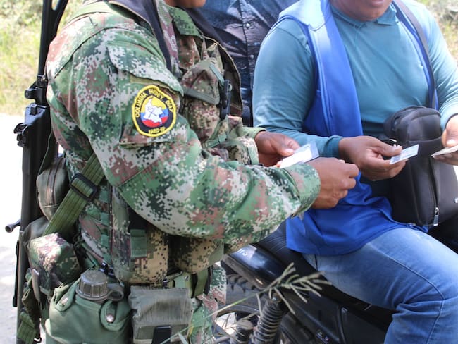 ‘Sin dios ni ley’: disidencias Farc instalaron puestos de control en el Cañón del Micay. Foto: Suministrada.