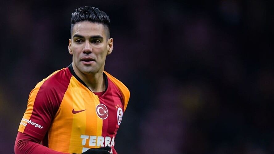 "Y nosotros hablando de jugar fútbol", publicó Falcao en un tweet. Foto: Getty Images