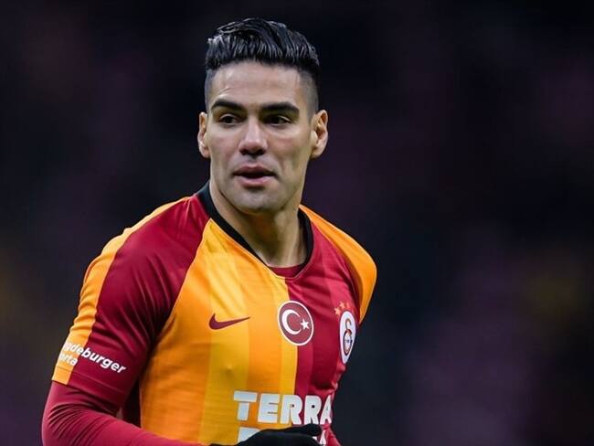 "Y nosotros hablando de jugar fútbol", publicó Falcao en un tweet. Foto: Getty Images