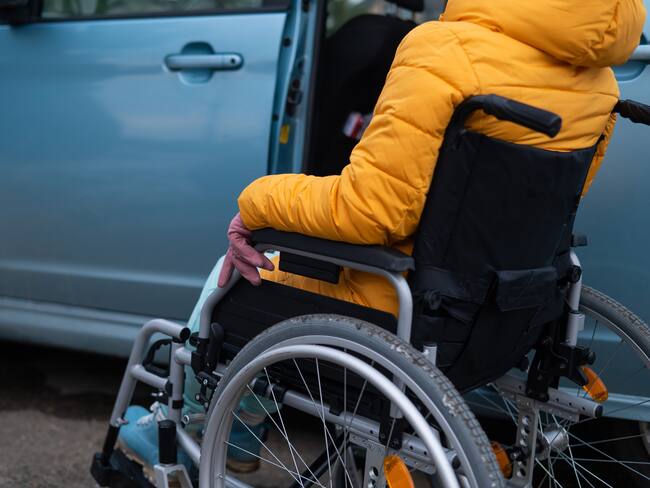 Imagen de referencia de persona con discapacidad. Foto: Mikhail Reshetnikov / EyeEm / Getty Images