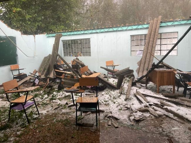 La Institución Educativa El Charco fue una de las más afectadas por la fuerte granizada que cayó en el municipio de San Miguel de Sema en Boyacá / Foto: Suministrada.