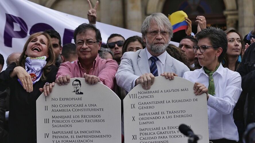Claudia López y Antanas Mockus adhieren a la campaña presidencial de Gustavo Petro en 2018. Foto: Colprensa - Sofía Toscano