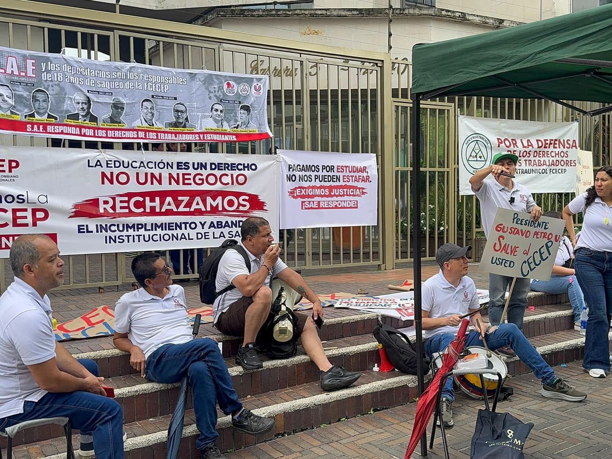 FCECEP sigue sin salida: estudiantes y docentes exigen respuestas tras anuncio de liquidación