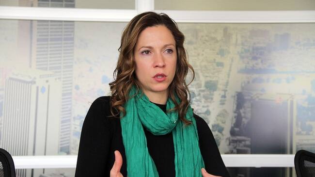 Mediante una carta enviada a los ponentes del proyecto de reforma tributaria (594 de 2021), María Claudia Lacouture, directora de AmCham Colombia, pidió no archivarlo. Foto: Colprensa / GERMÁN ENCISO