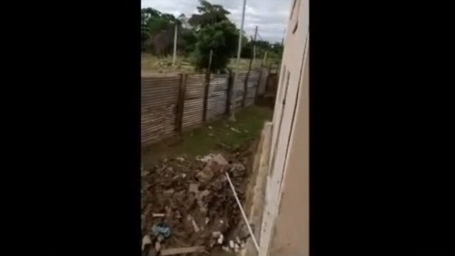 Acá la única solución es que nos desalojen de Arrayanes y vuelvan y lo construyan: Víctima. Foto: Captura