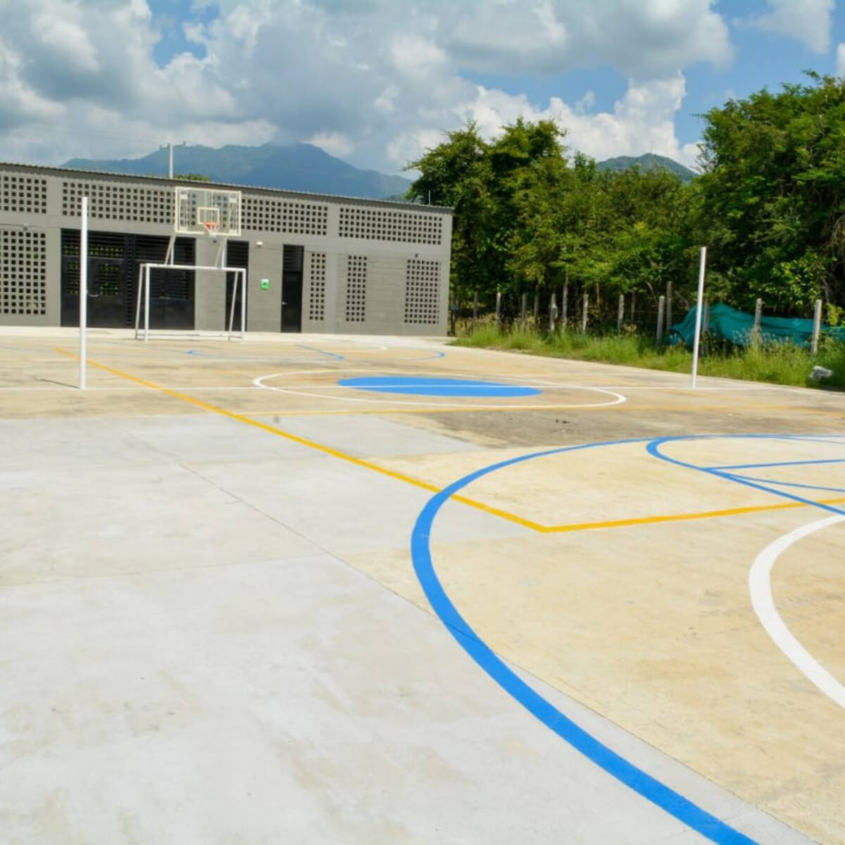 Magdalena: más de 11 obras de instituciones educativas no han sido culminadas