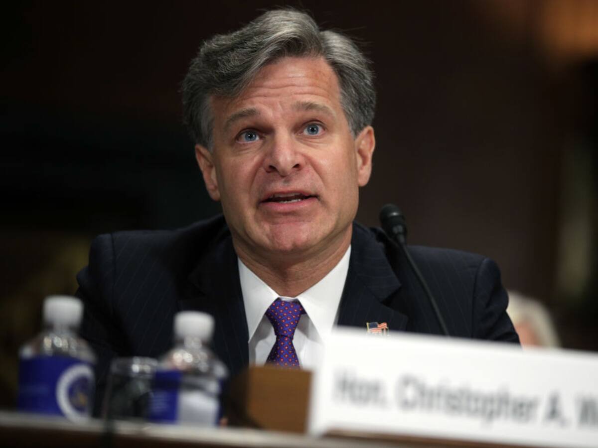 Director del FBI confirmó que atacante de Trump voló un dron antes de disparar