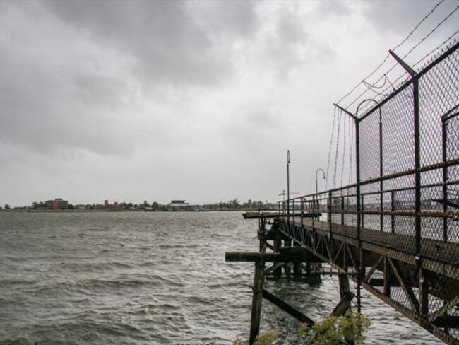 El huracán tocó tierra este domingo en Luisiana con vientos de 240 km/h.. Foto: Brandon Bell/Getty Images