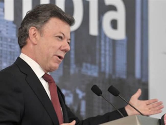 Presidente Santos afirmó que en Colombia no se expropia