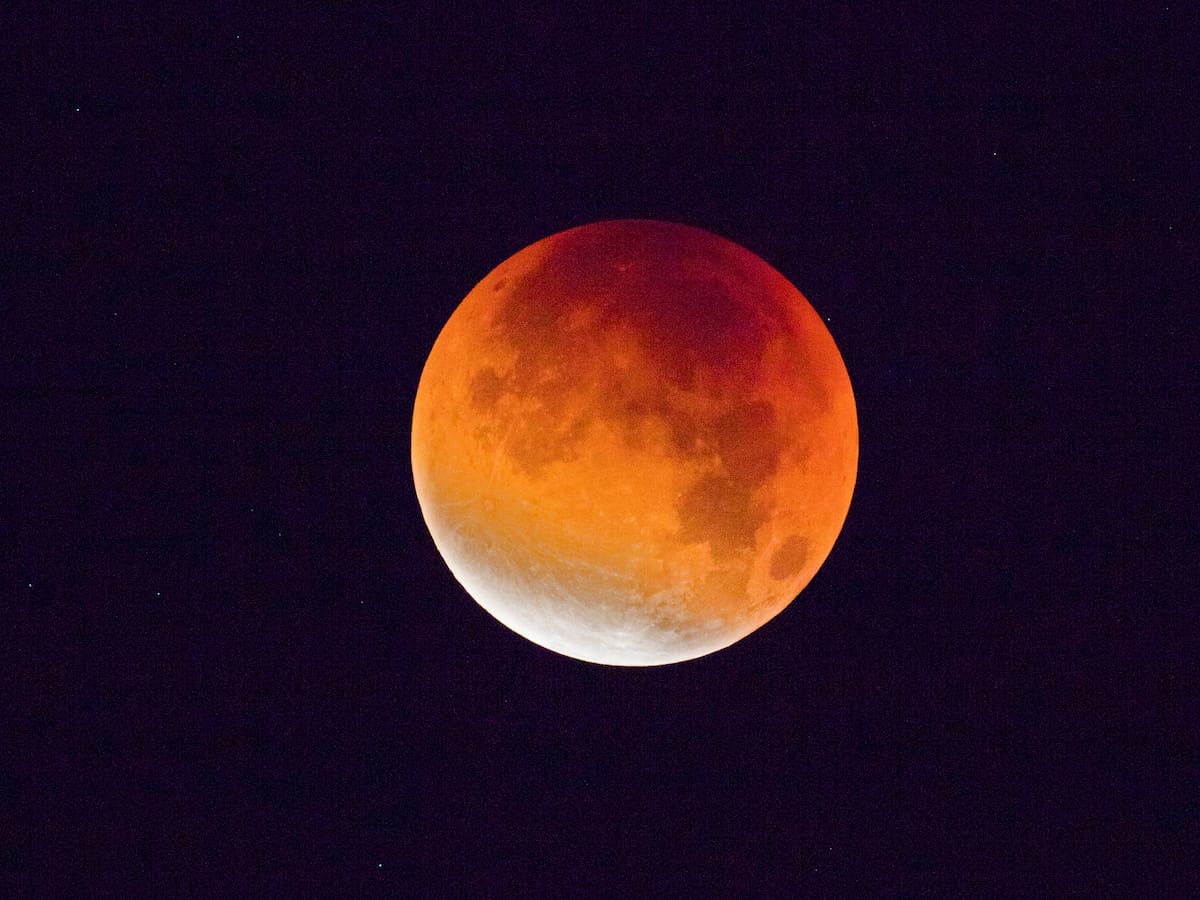 Eclipse lunar del 13 y 14 de marzo 2025: reviva cómo se vio la luna de sangre
