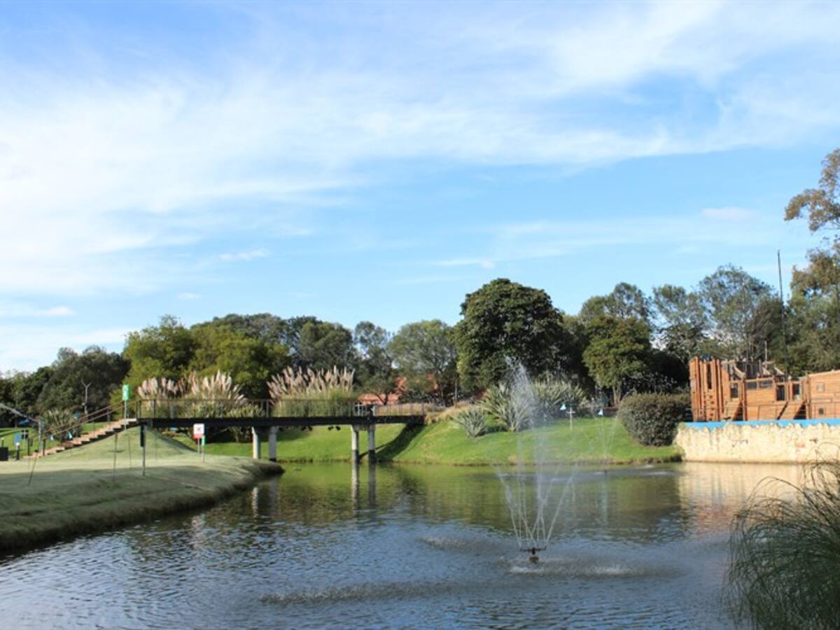 Centro Chía reabre sus puertas apoyando el comercio colombiano