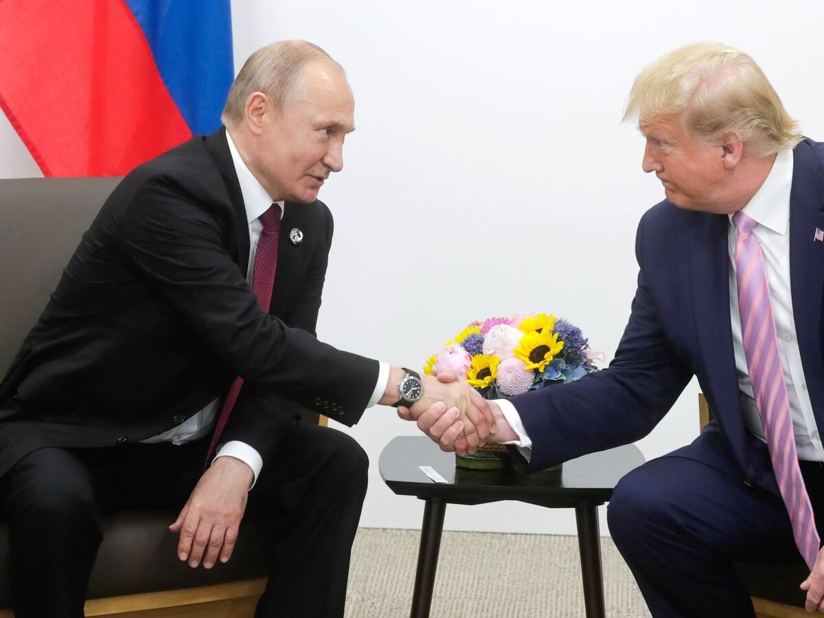 Putin y Trump aplazaron fecha de cumbre, pero acuerdan negociar un nuevo canje de presos