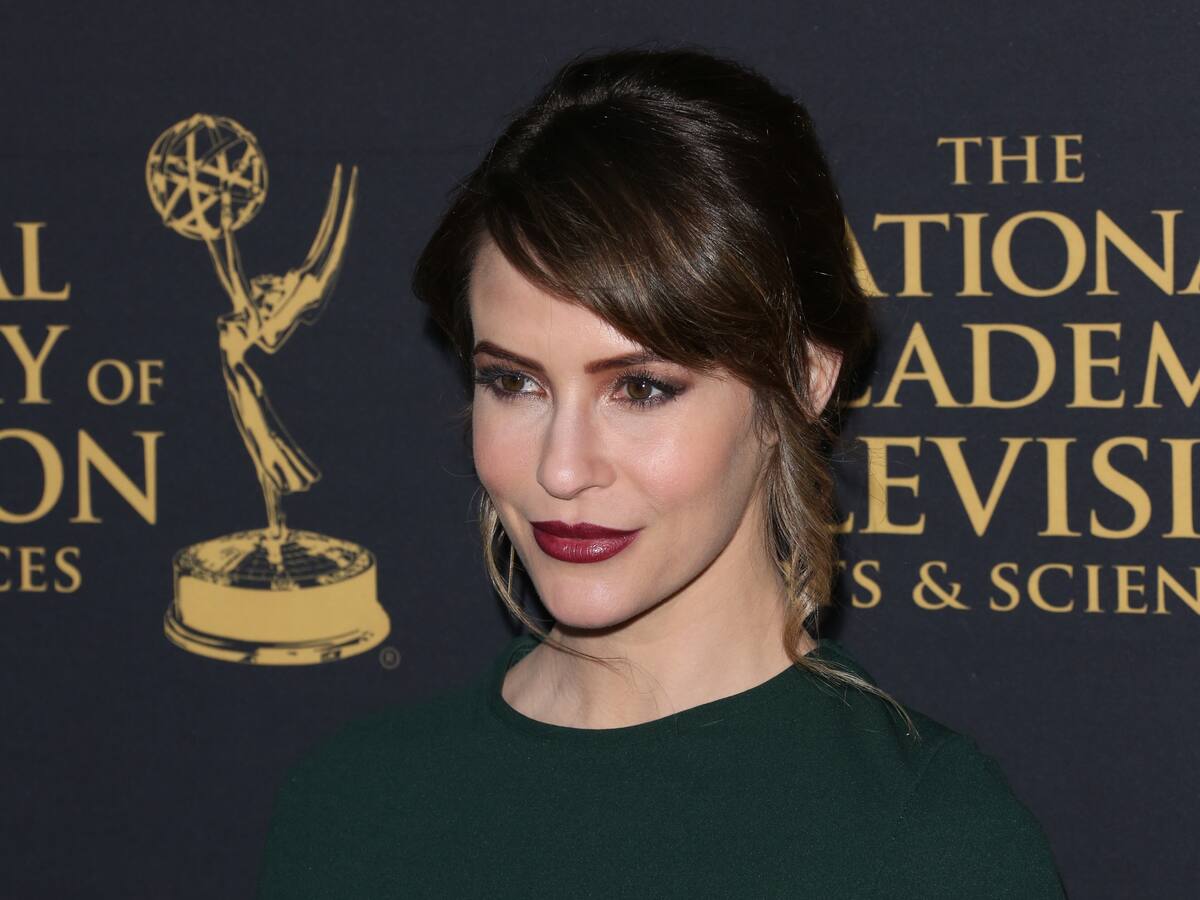 “Entre más hablo respecto a esto, más seguridad me da”: Linsey Godfrey, sobre la salud mental
