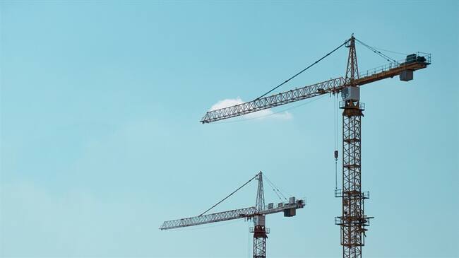 El proyecto Balsillas de Tolú es una construcción turística fallida que prometió cinco torres de 14 pisos con 56 apartamentos. Foto: Getty Images / ADRIANA DUDULEANU