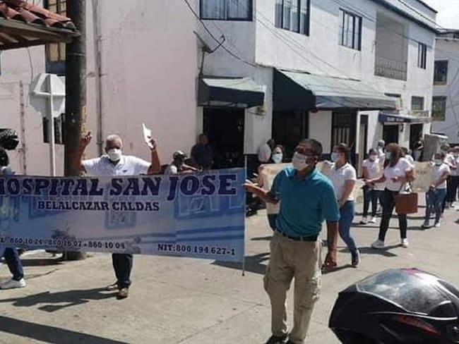 Por proyecto de acuerdo presentado ante el Concejo de Belalcázar, Caldas, médicos adelantan una protesta indefinida. Foto: Cortesía