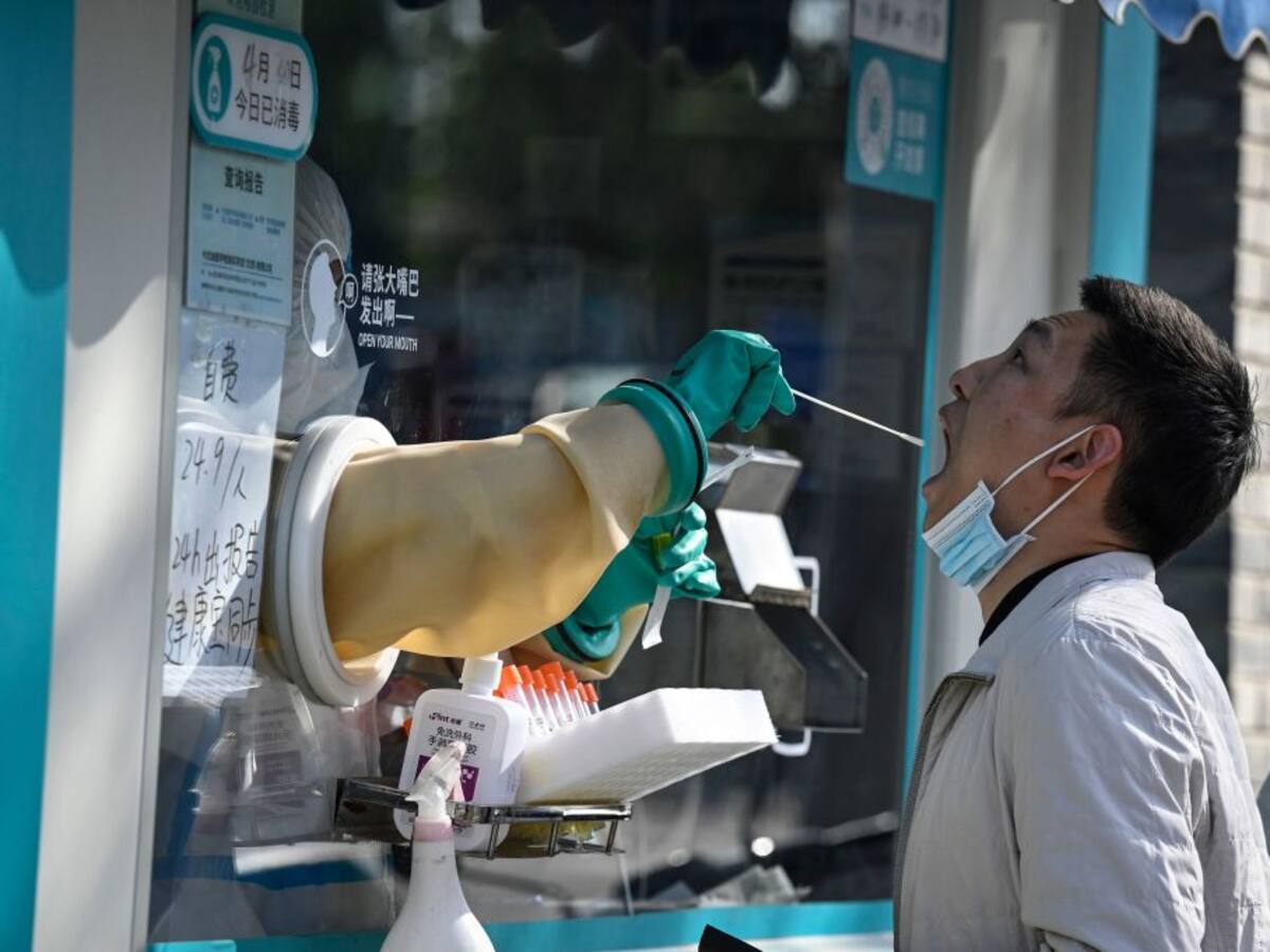 China anuncia endurecimiento de las medidas contra el COVID-19 en Pekín