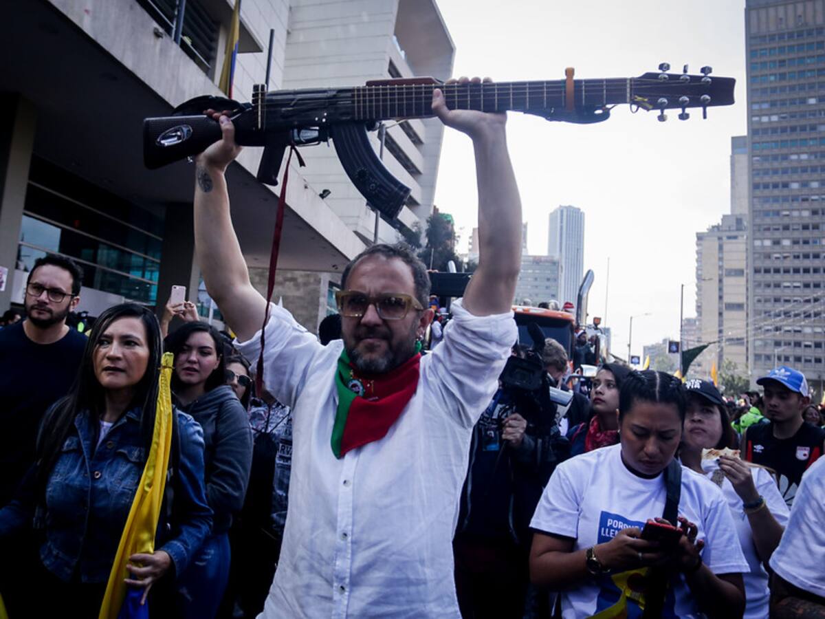 César López presenta una canción en homenaje al paro nacional del 21N