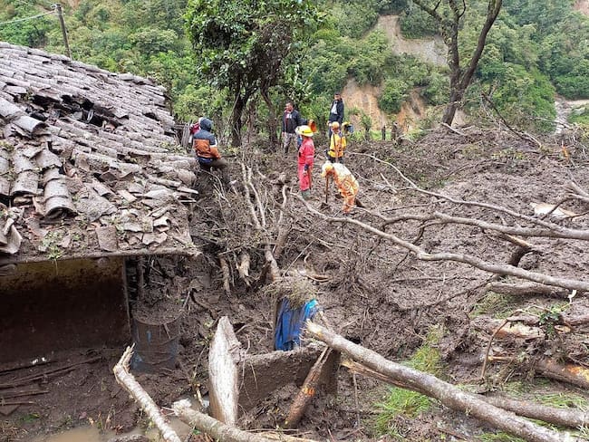 Las emergencias son atendidas por los organismos de socorro. Crédito: Red de Apoyo, Cauca.