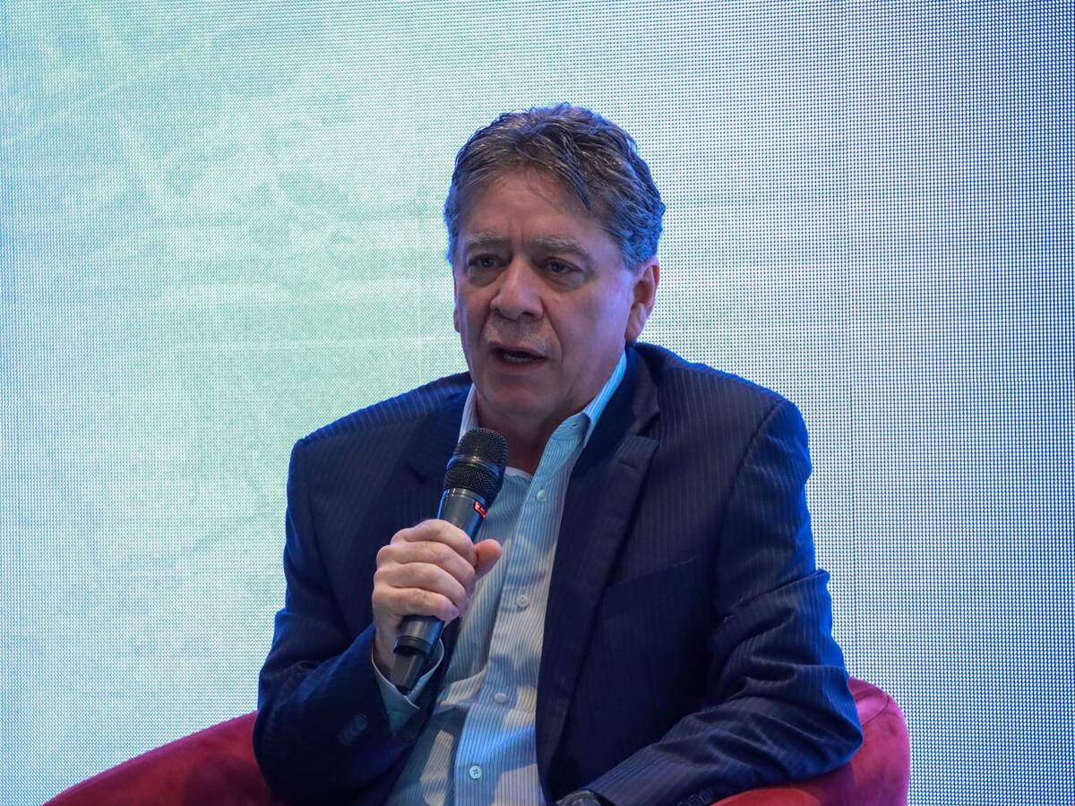 “Era uno de los ‘polos a tierra’”: Bruce Mac Master tras salida del director del DNP