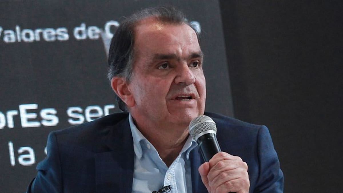 Óscar Iván Zuluaga dice que buscará la unidad con quienes quieran defender la democracia