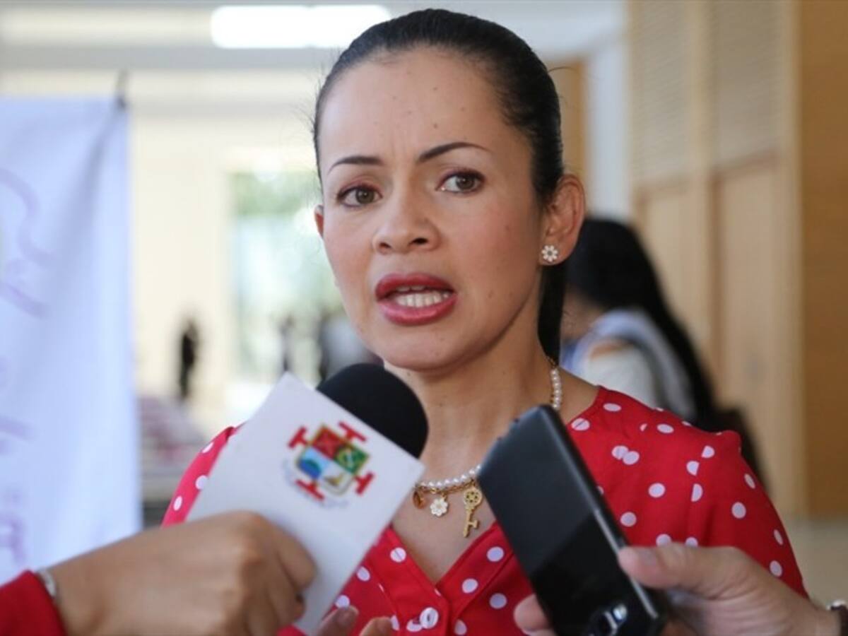 Gobernadora pide respetar a las mujeres en la campaña política en Cauca