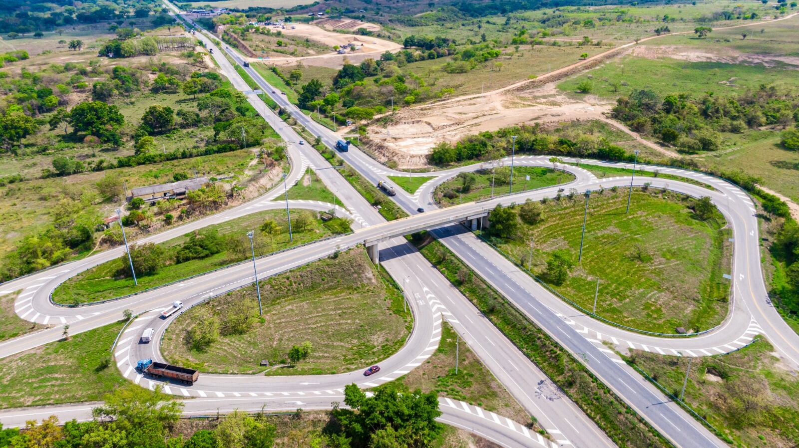Troncal del Magdalena 2 corredor vial Sabana de Torres – Curumaní. Foto: Concesión Autopistas del Rio Grande.