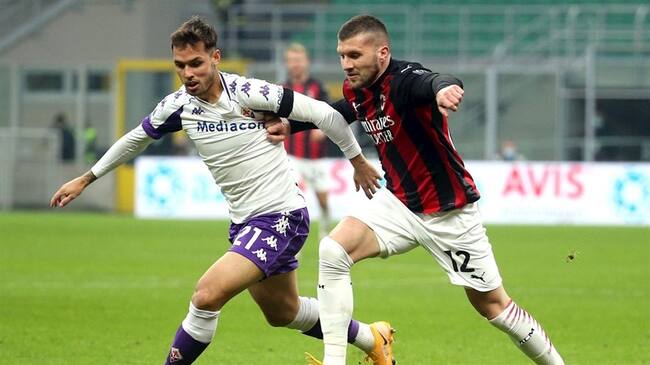 El equipo de Stefano Pioli mantiene el liderato de la Serie A, con 23 puntos.. Foto: Agencia EFE