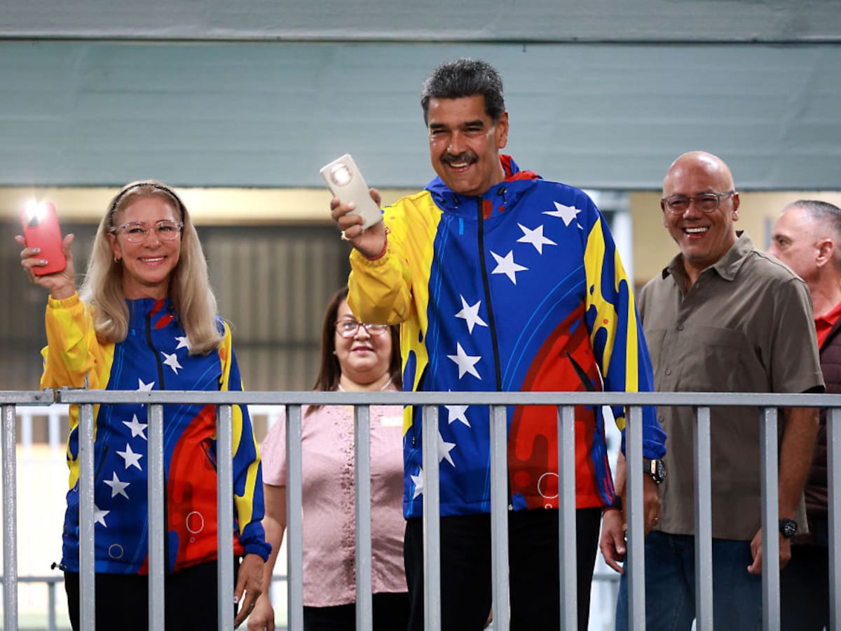 El chavismo aseguró que espera en calma y sin amargura los resultados de las elecciones