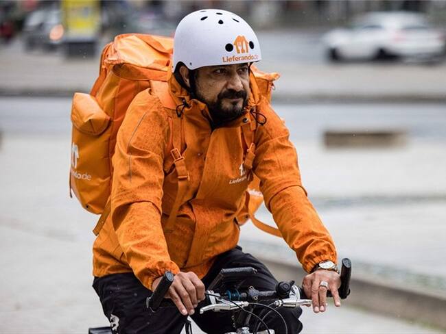 El exministro del gobierno de Afganistán Sayed Sadaat . Foto: JENS SCHLUETER/AFP via Getty Images