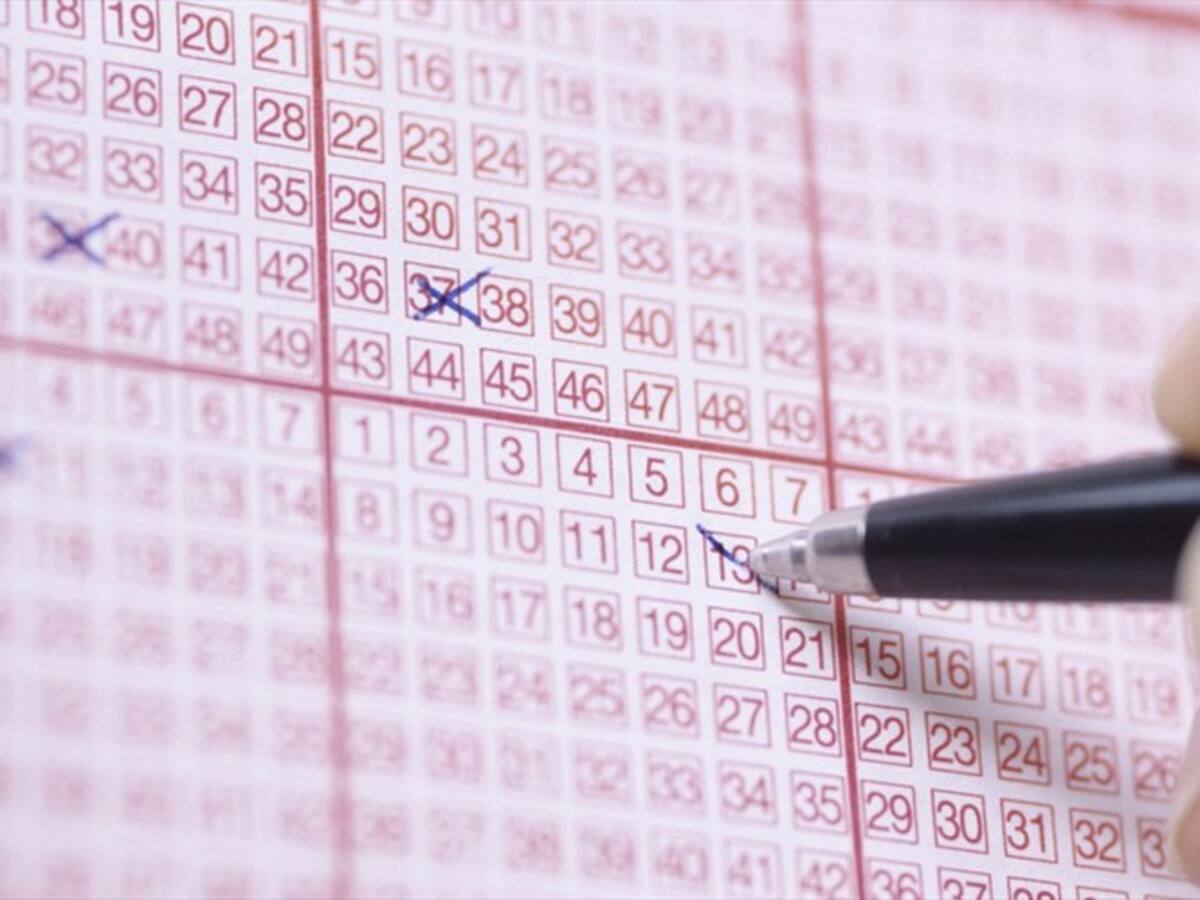 Cayó la lotería en Bucaramanga con el número de preso de Álvaro Uribe