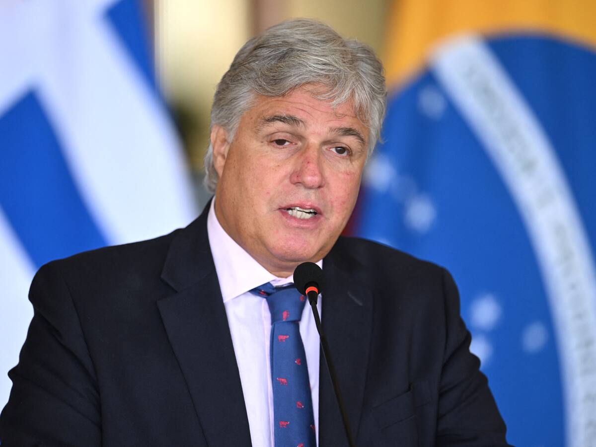 Canciller de Uruguay renunció por audios sobre tramitación de pasaporte a narcotraficante